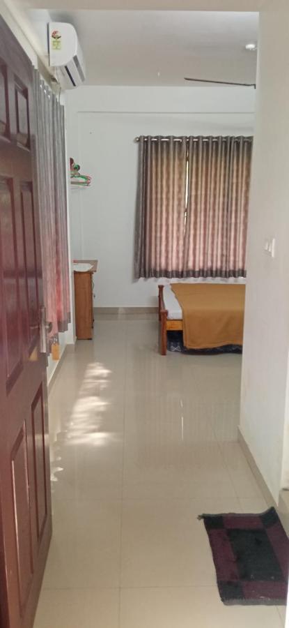 Sivaranjini Tourist Villa Guruvayur Luaran gambar